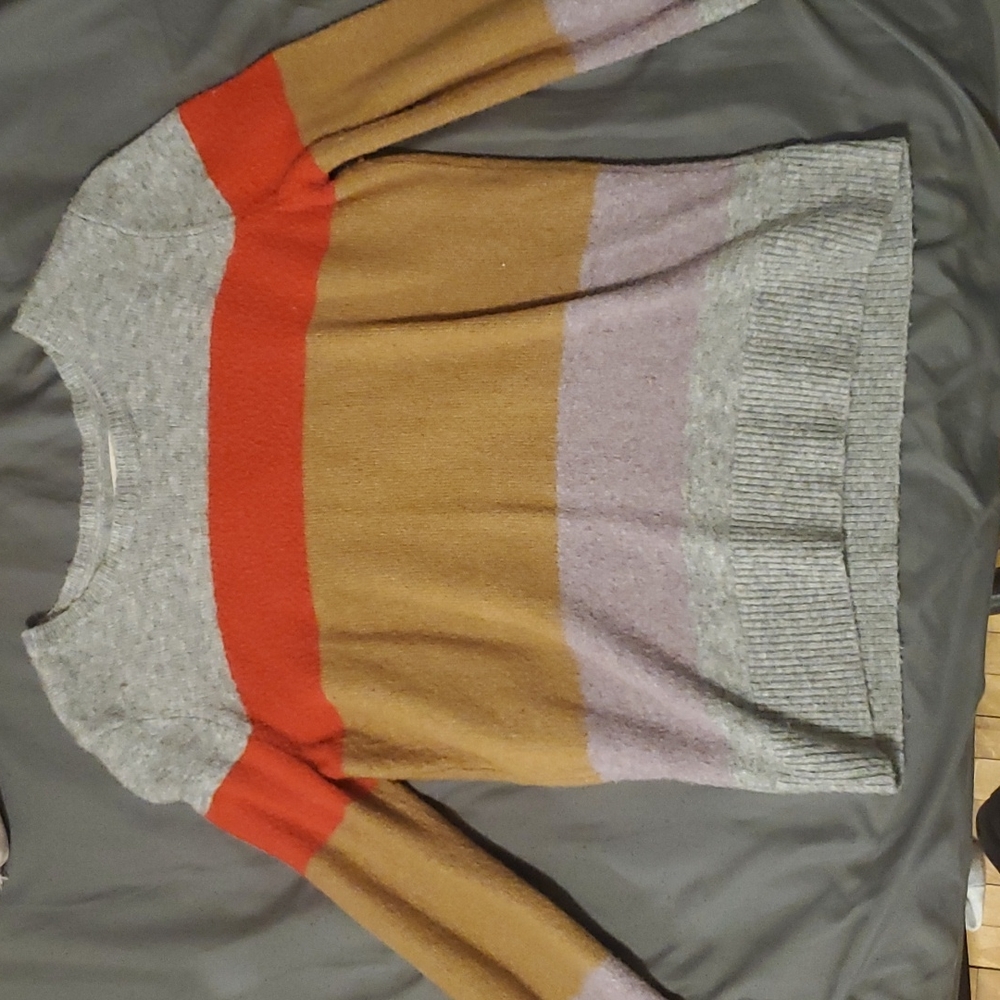 Petite Loft sweater